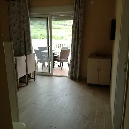 Feel Good * Mundanije